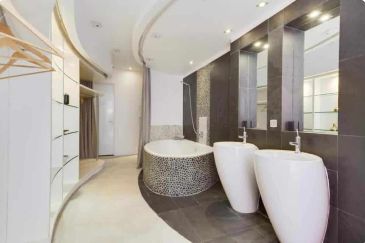 Magnifique Appartement Parisien - Marais Exterior foto
